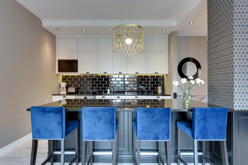 Blue Mandarin Riverside - 11