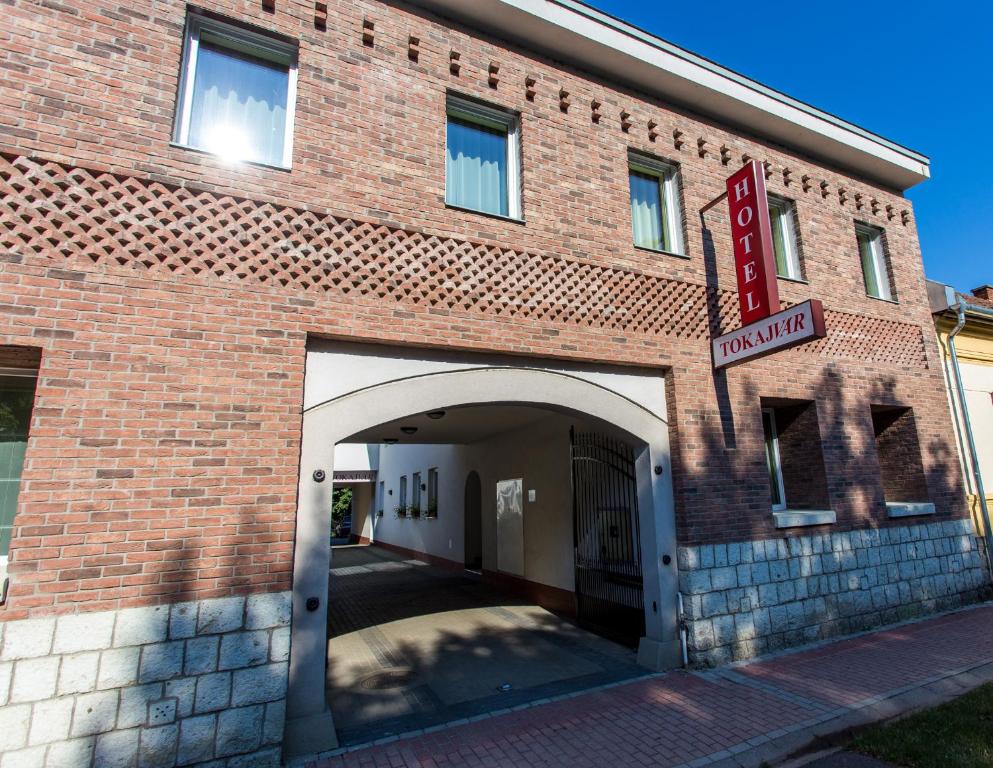 Tokajvár Hotel 3910 Tokaj, Bajcsy Zsilinszky utca 5. kép - 1