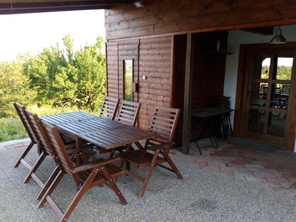 Kép Pécsely apartman szállásáról Pécselyen a galériában