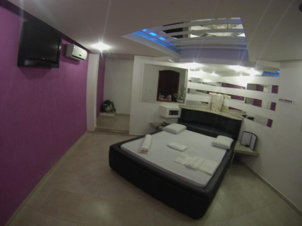  Motel Flamboyant