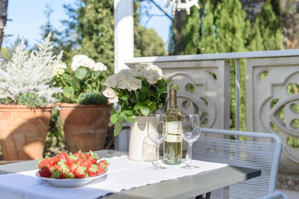 Palazzo Dei Dondoli - 11