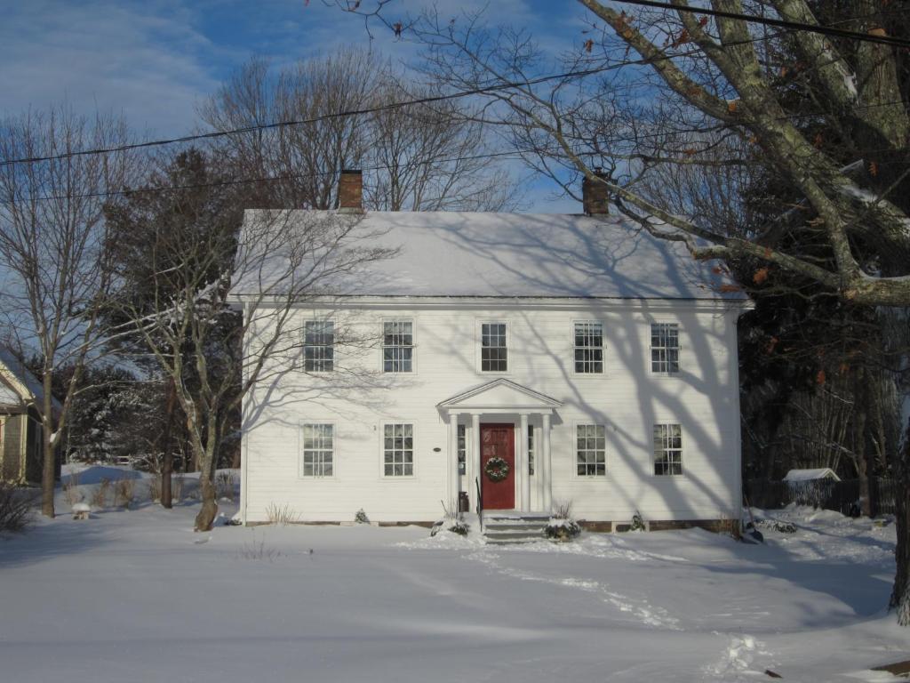 Gallery image of Grand Oak Manor Bed and Breakfast in Granville Ferry