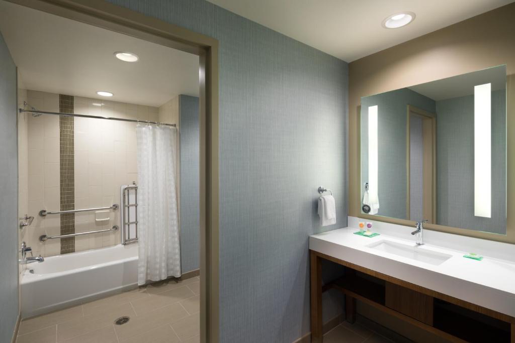 Hyatt Place Biloxi photo