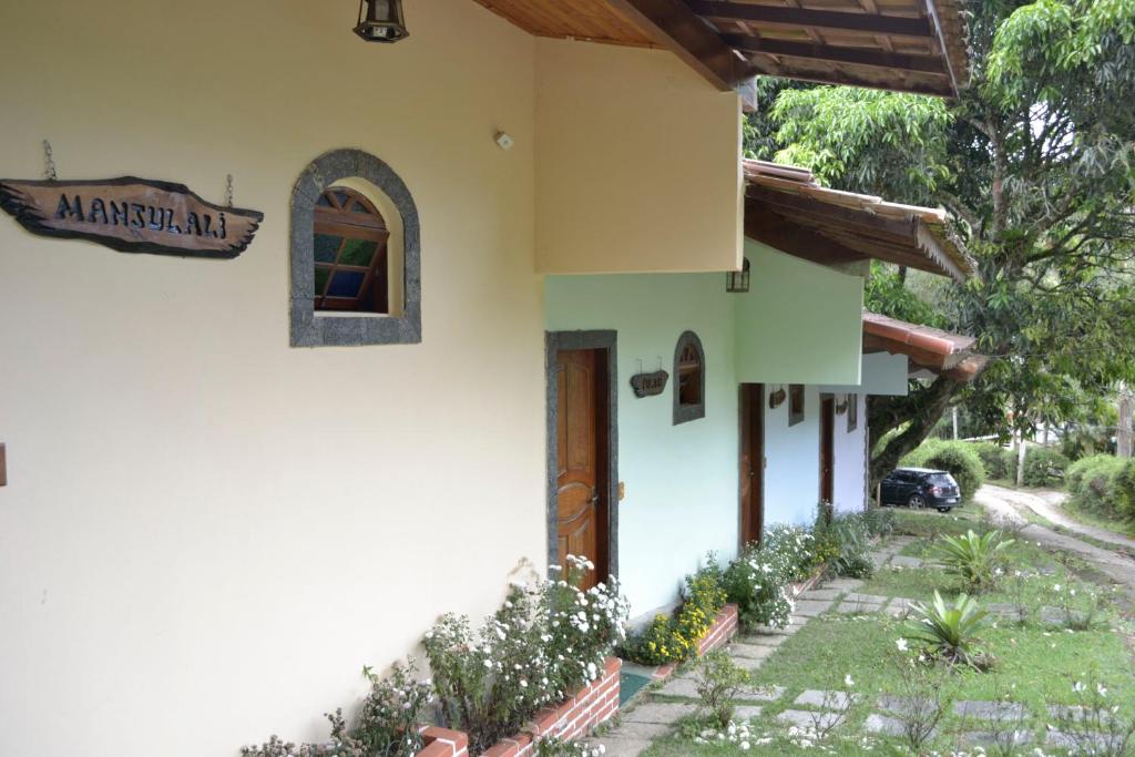 Spa e Hotel Fazenda Gaura Mandir - 国王套房与阳台