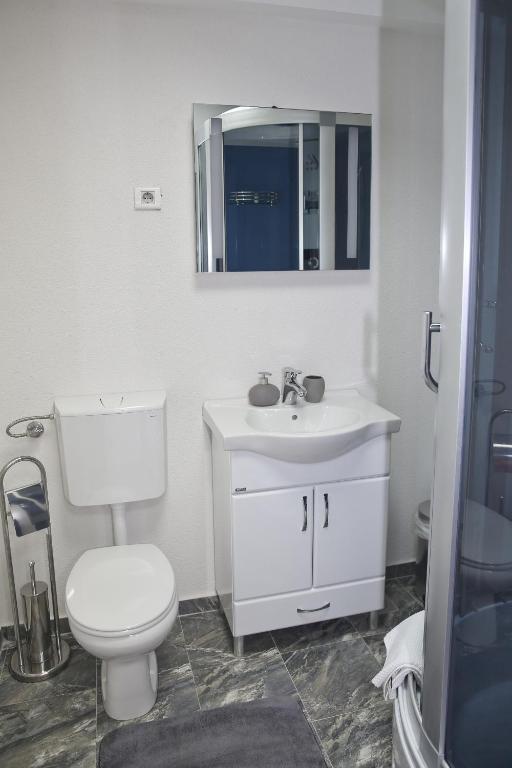 Apartments Qualitas - 14