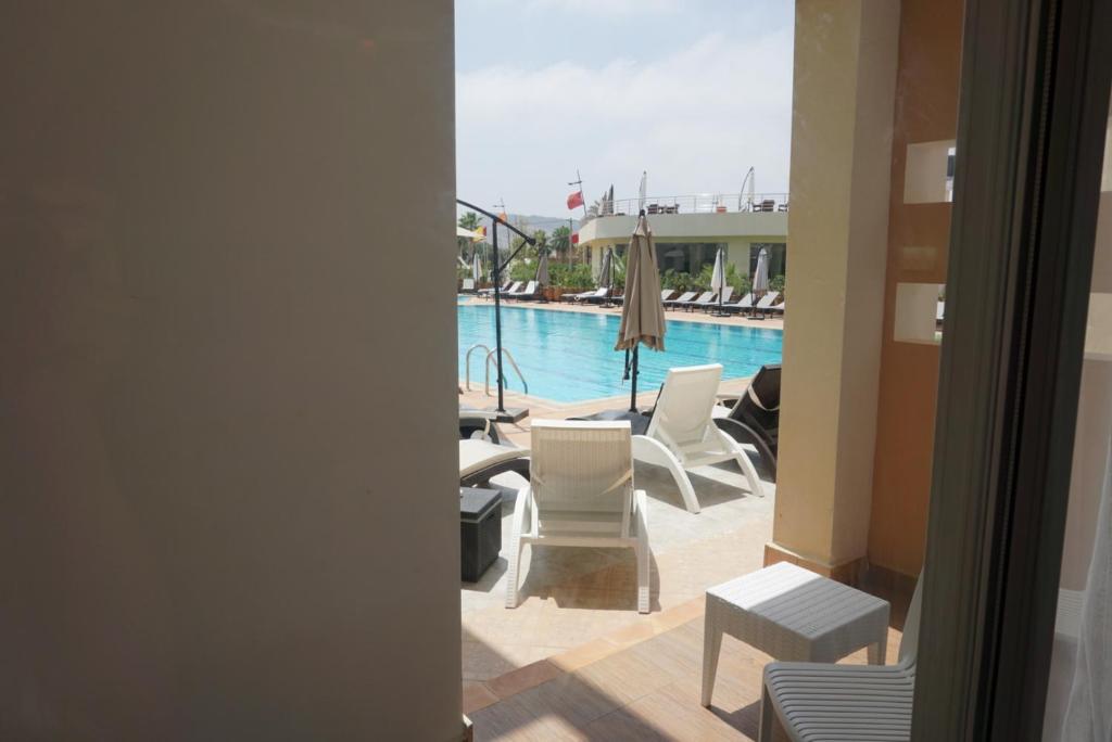 Bazén v ubytování Sun Beach Med nebo v jeho okolí