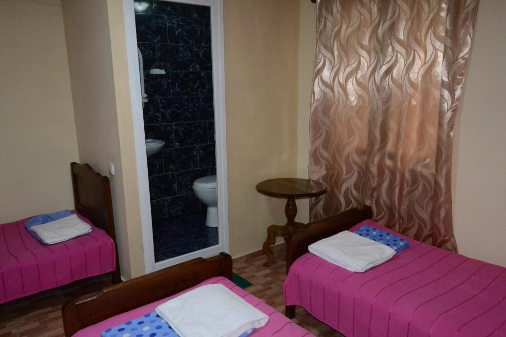 Beach Guest House Our house - Quadruple Room With Shower