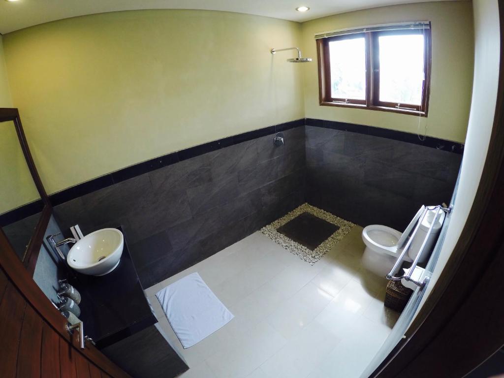 Cahyatika Bed & Breakfast - 10