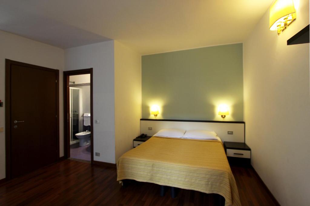 Lux Hotel Durante - Resim 14