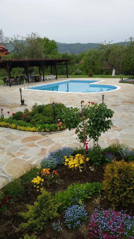 Mountain View Vacation Home