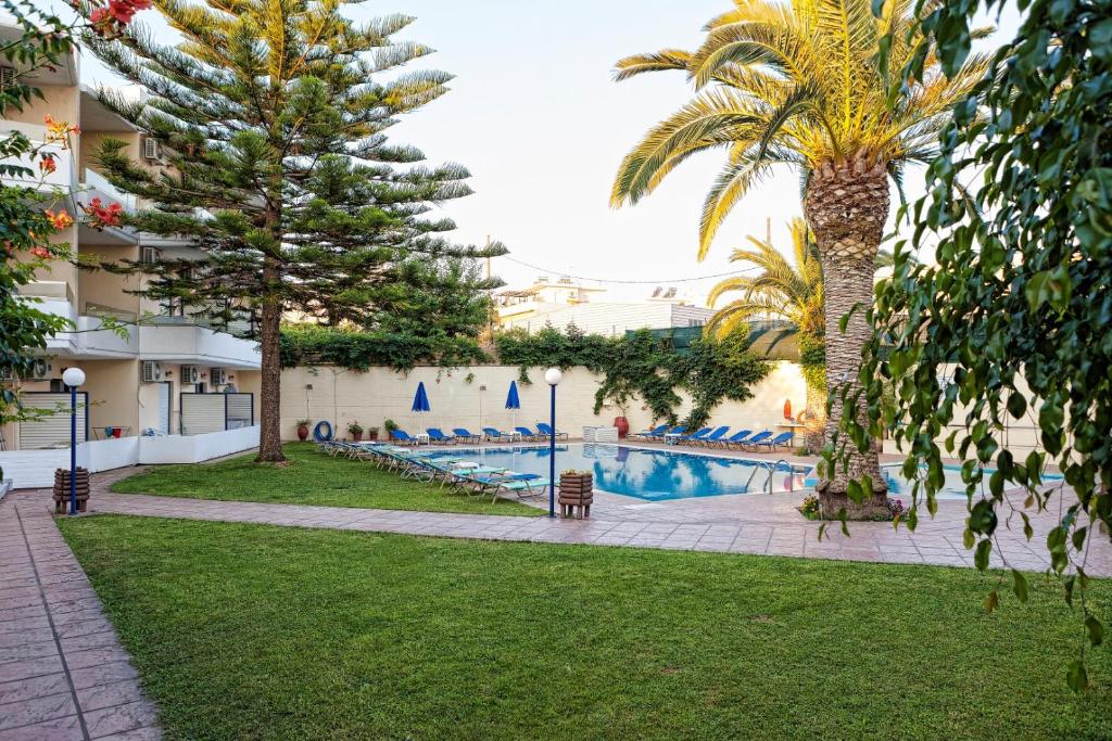 Basen w obiekcie Cretan Sun lub w pobliżu