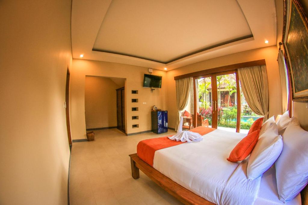 Cahyatika Bed & Breakfast - 14