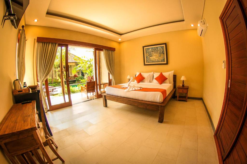 Cahyatika Bed & Breakfast - 3