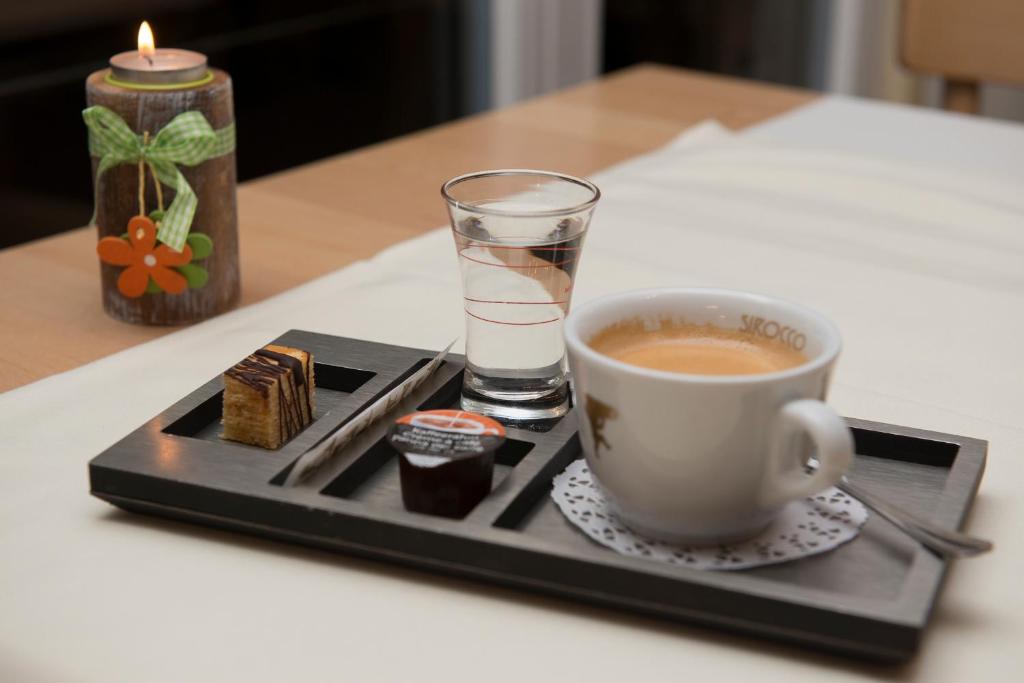 Nápoje v ubytování Hotel zum Hirschen