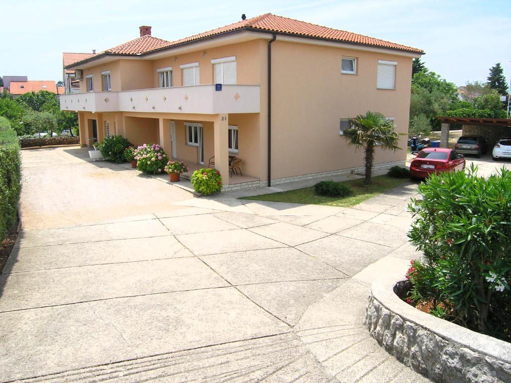 Budova, kde se apartmán nachází
