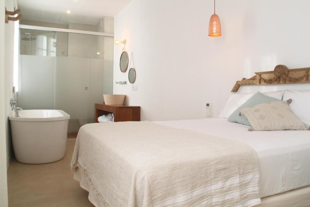 Koupelna v ubytování S'Esparteria Hotel