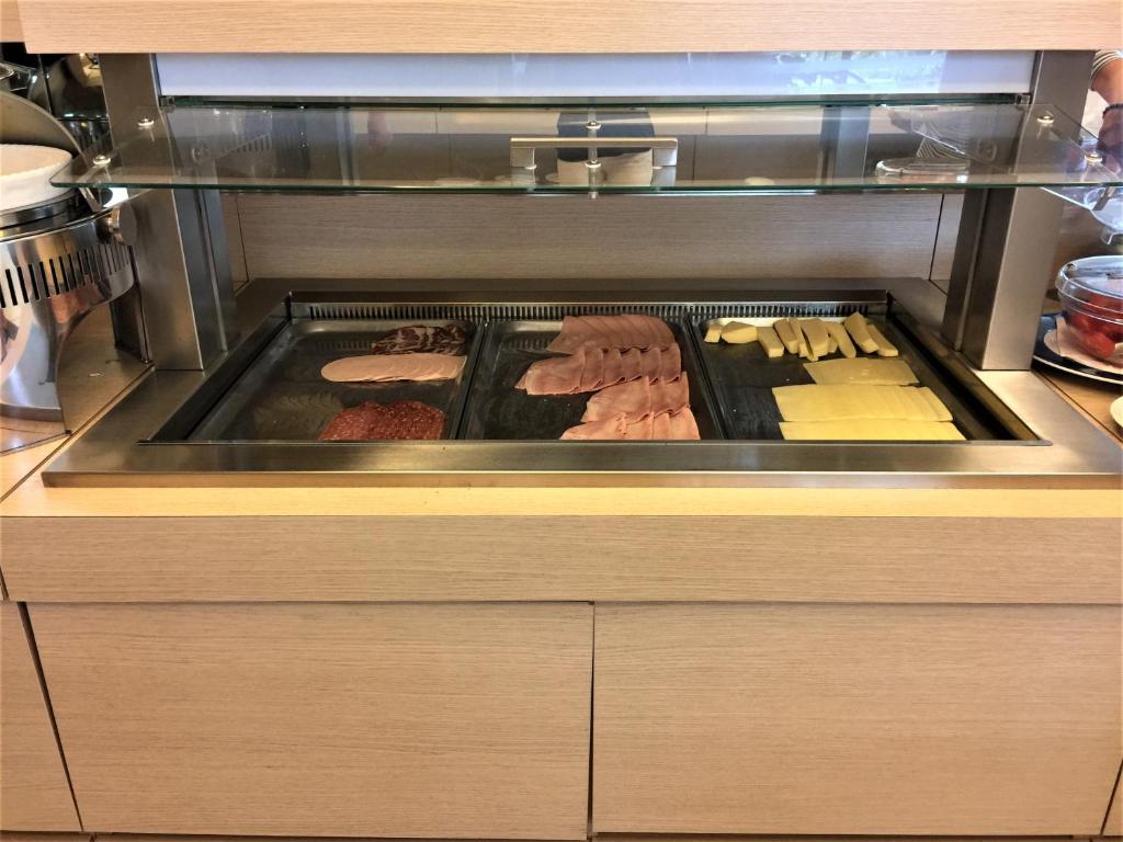 Kuchyň nebo kuchyňský kout v ubytování Hotel Galvani