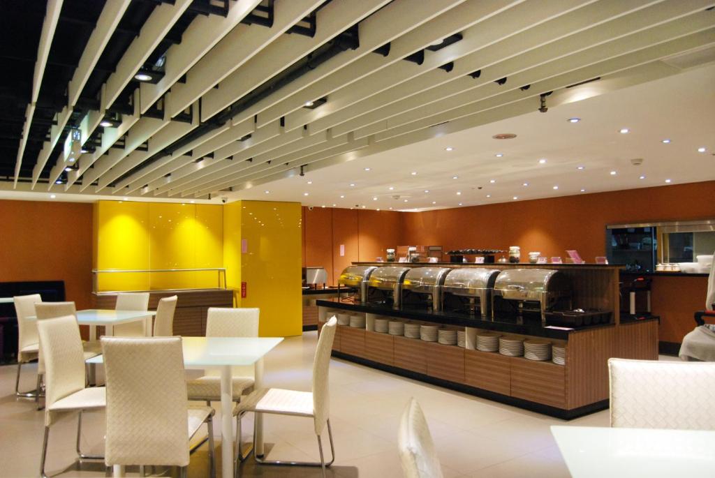 Restaurace v ubytování Century Hotel Taoyuan