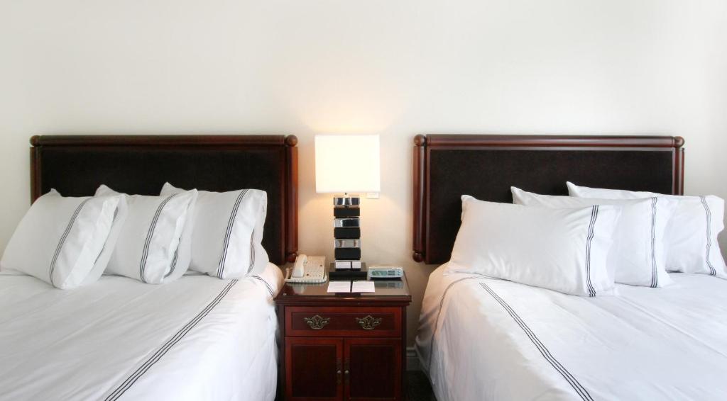 Granville Island Hotel - Resim 20