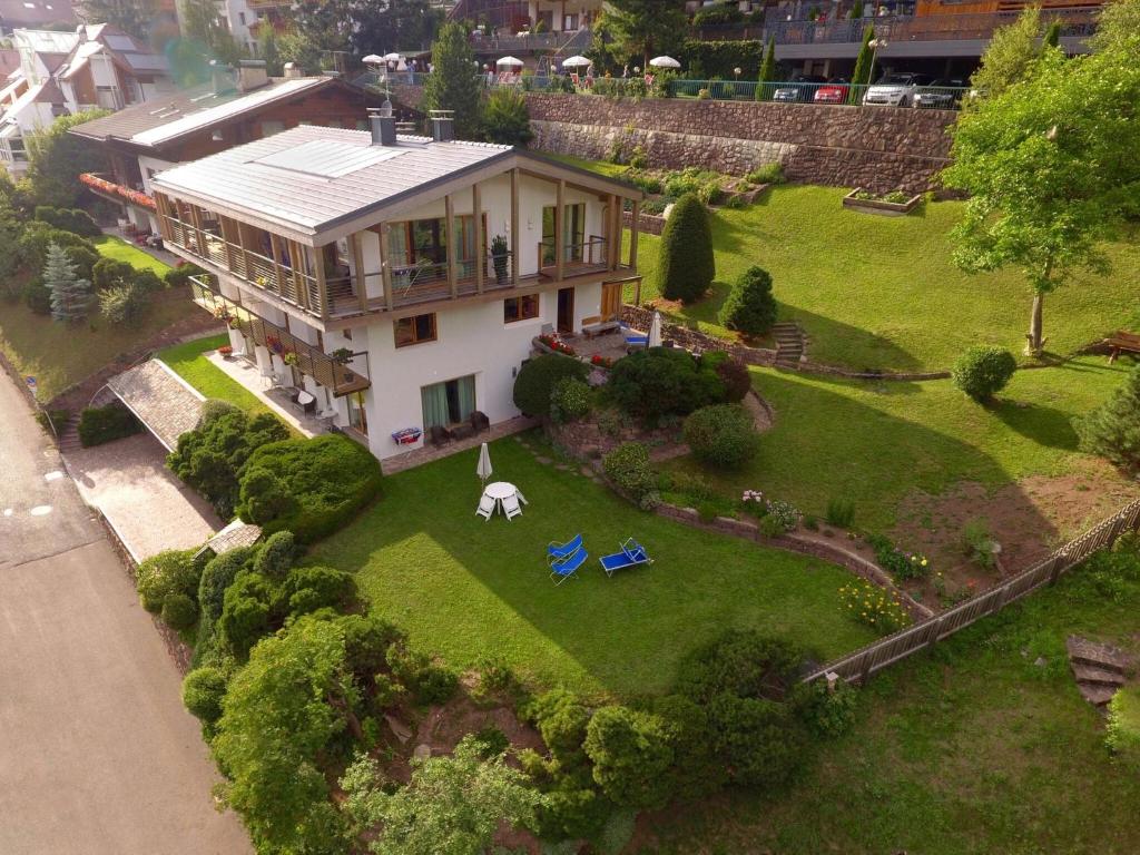 Vonkajšia záhrada v ubytovaní Residence Larciunei
