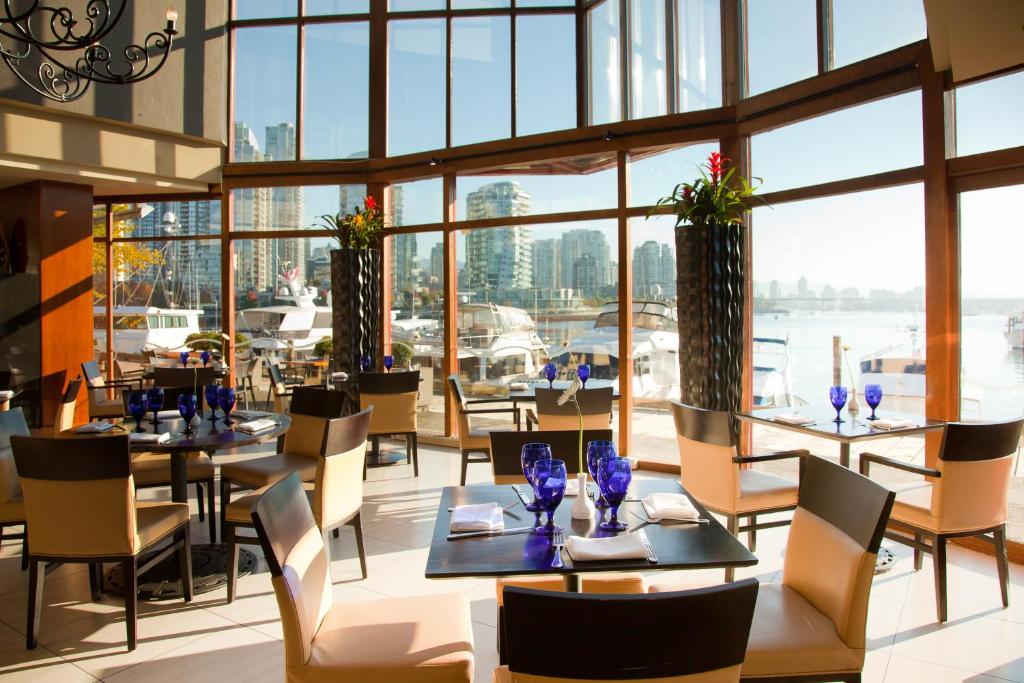 Granville Island Hotel - Resim 36