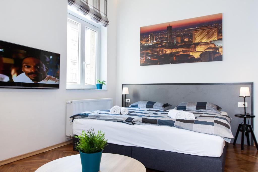 Lova arba lovos apgyvendinimo įstaigoje LOOX serviced apartments Hatzova