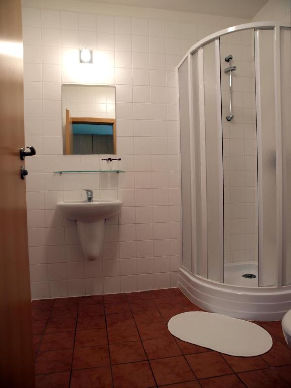 Koupelna v ubytování Penzion Horinka Velké Losiny