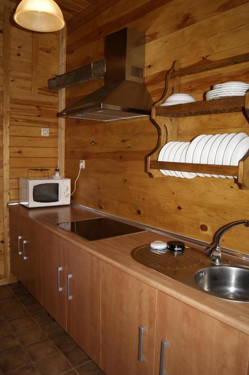 Kuchnia lub aneks kuchenny w obiekcie Apartamentos Rurales Sierra Luna