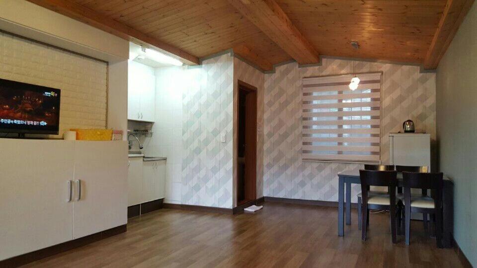 Pinearoma Pension - 四倍房间