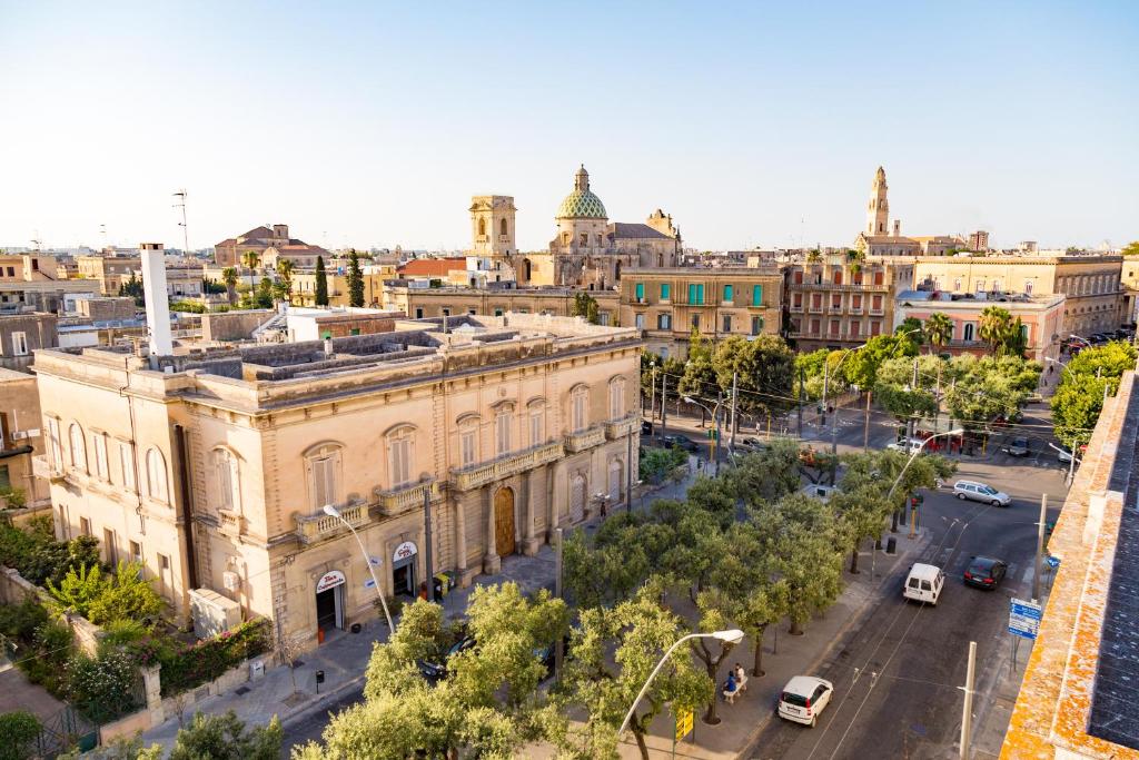 Nespecifikovaný výhled na destinaci Lecce nebo výhled na město při pohledu z penzionu