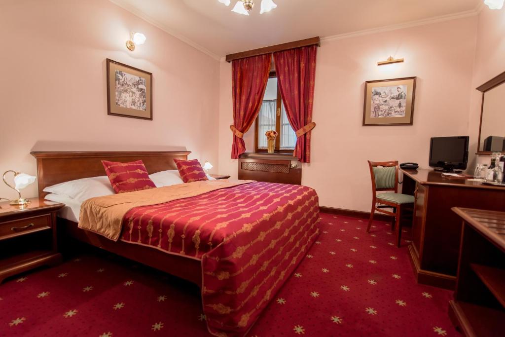 Postel nebo postele na pokoji v ubytování Hotel Octarna - Free parking