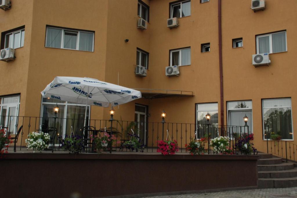 Budova, kde se hotel nachází