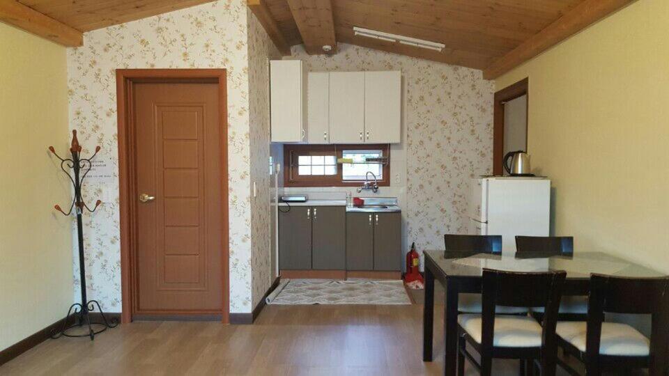 Pinearoma Pension - 双人间