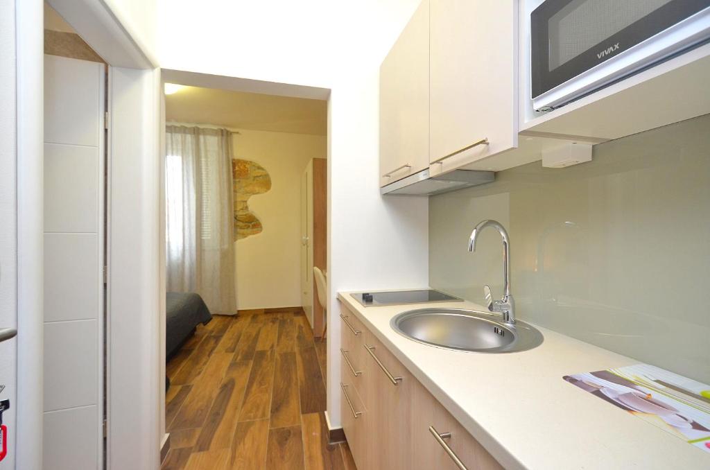 Stella Apartments - 5