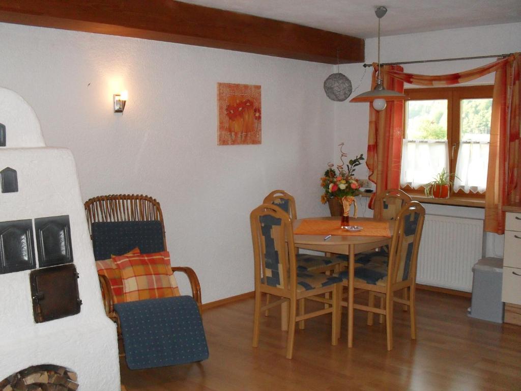 Kuchyň nebo kuchyňský kout v ubytování Ferienhaus Elisabeth