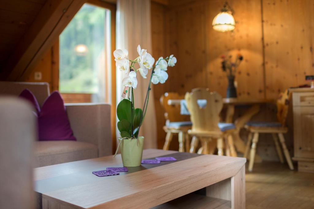 Fotografie z fotogalerie ubytování Alfonsstüberl - Ferienwohnungen & Restaurant v destinaci Innervillgraten