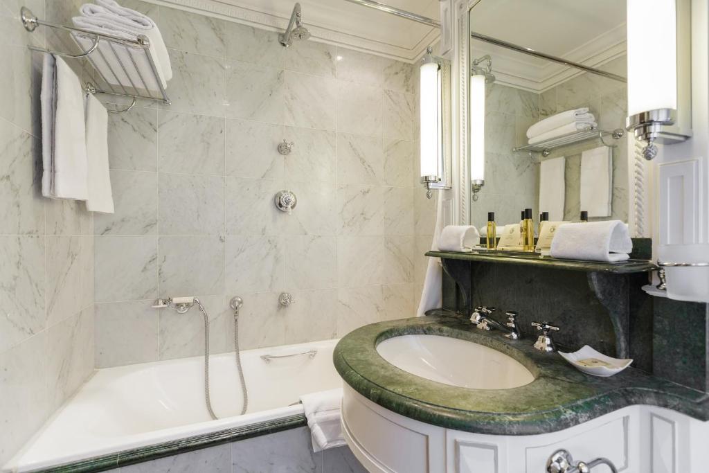 Hotel Luxembourg Parc - Resim 38