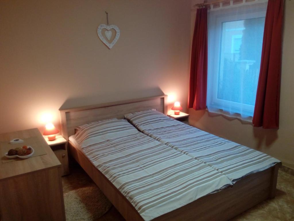Éva vendégház Guesthouse - Holiday Home