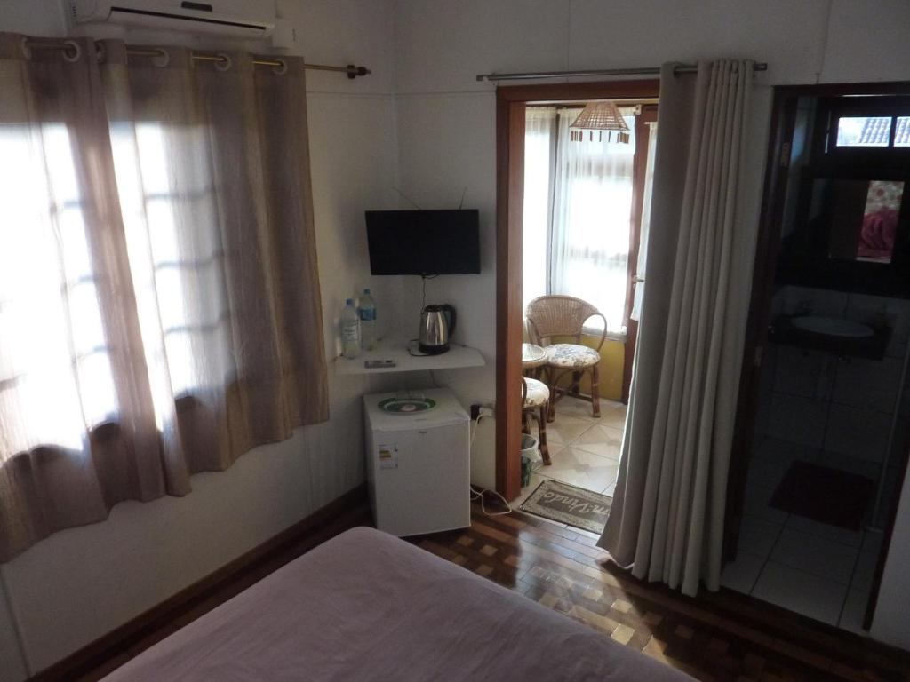  Pousada Casa Amarela