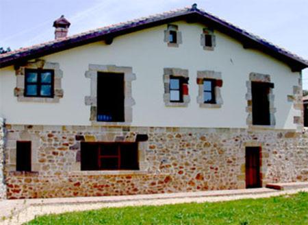 Casa Cigüenza - Housity