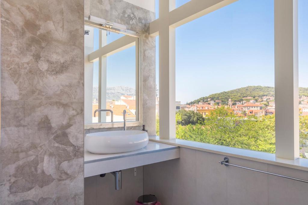 Prima Luce Downtown - Resim 8