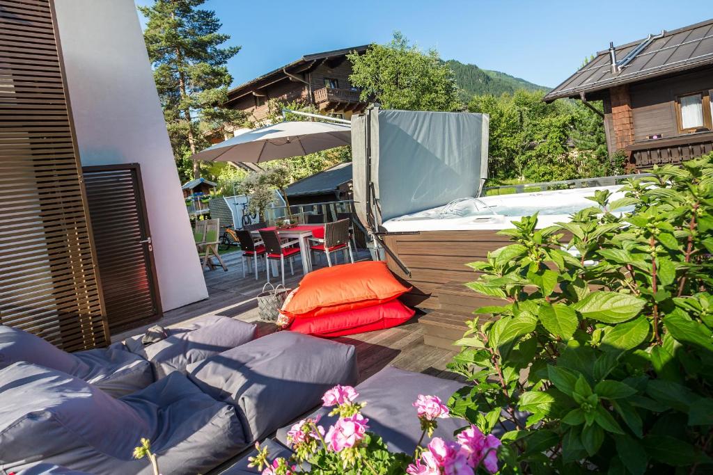 Nespecifikovaný výhled na hory nebo výhled na hory při pohledu z hotelu