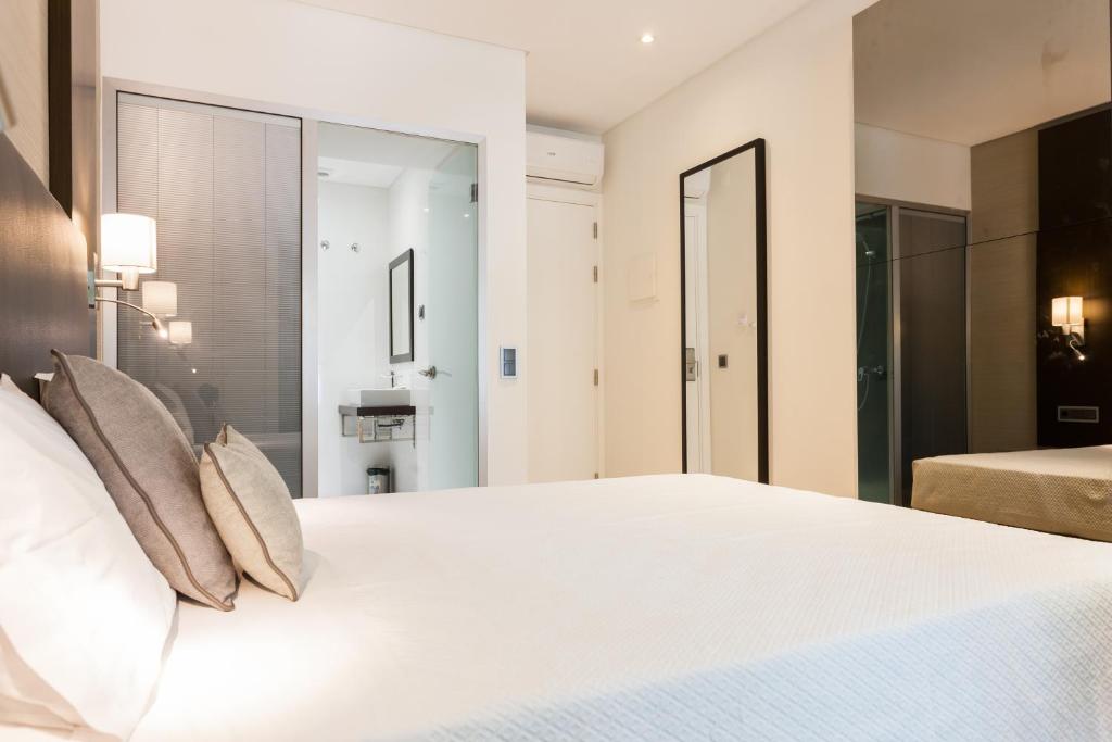 Hotel Capital Lisboa - Resim 17