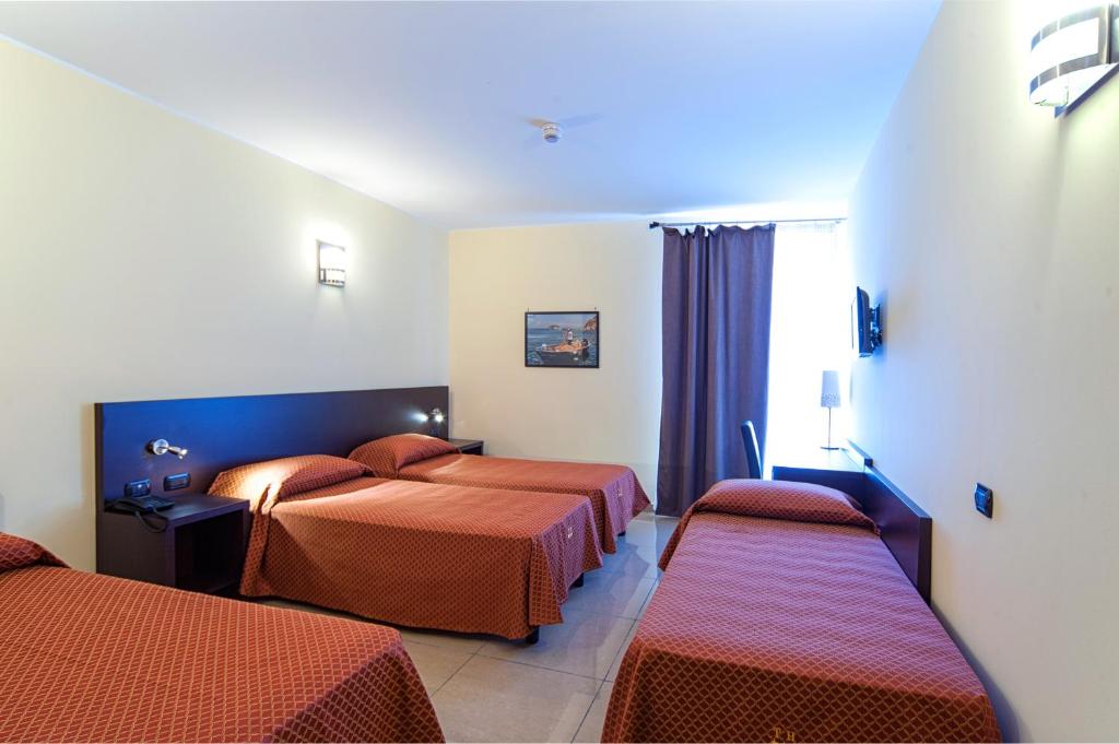 Hotel Tiempo - Triple Room