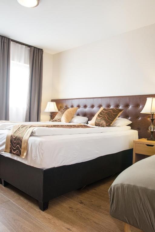 Postel nebo postele na pokoji v ubytování Hotel Jazz - By Keflavik Airport - Reykjavik - Iceland