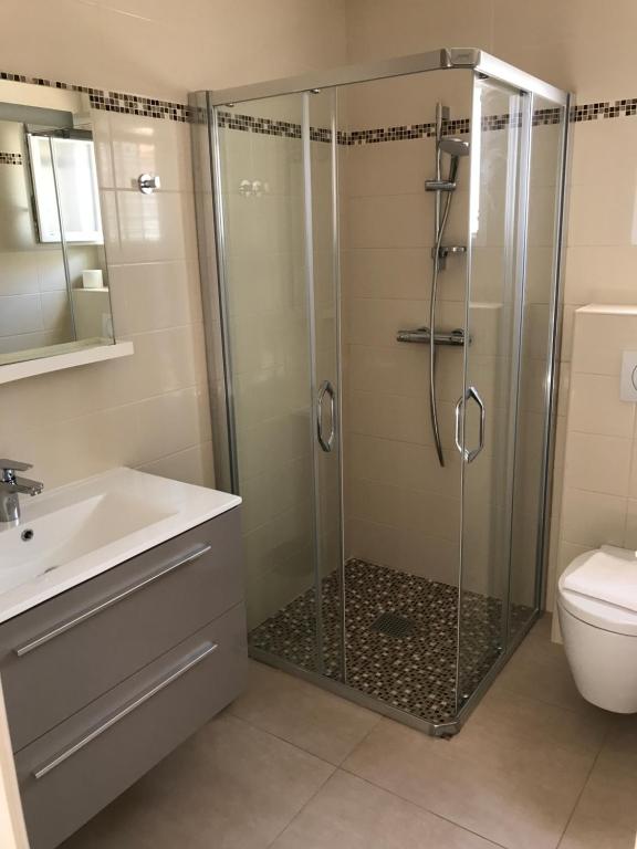 Hôtel et Résidence Ta Kladia - Omigna - Apartamento De Una Habitación
