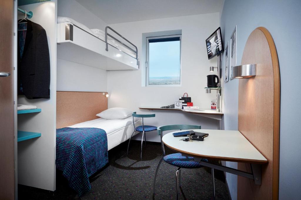 
Economy Room with Bunk Beds
