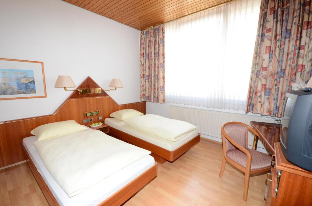 Hotel Altbacher Hof - Zweibettzimmer