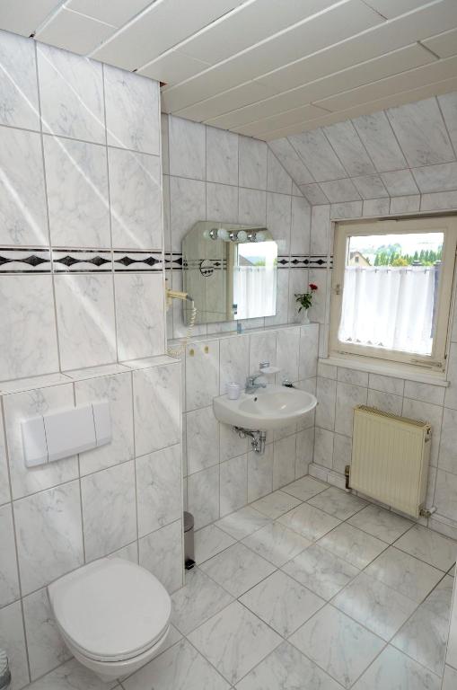 Hotel Altbacher Hof - Standard-Einzelzimmer