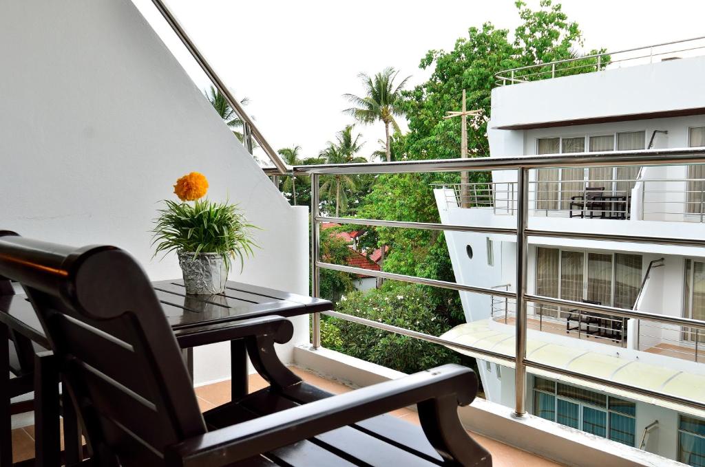 Balkón nebo terasa v ubytování Samui First House Hotel